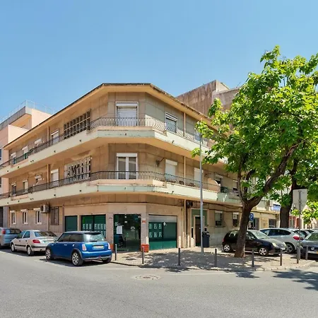 Downtown Garden * Setubal